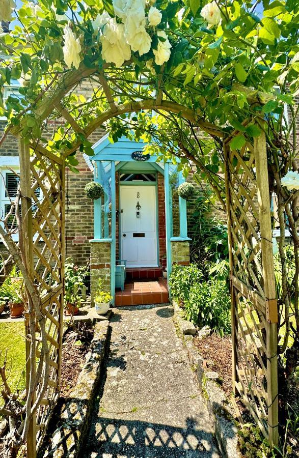 Garden Cottage - 3 Bedroom Close To Town And Beach Bournemouth Exterior photo